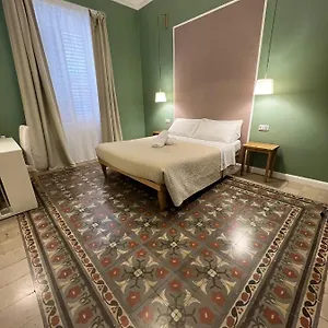 Bed In Gasthof Palermo