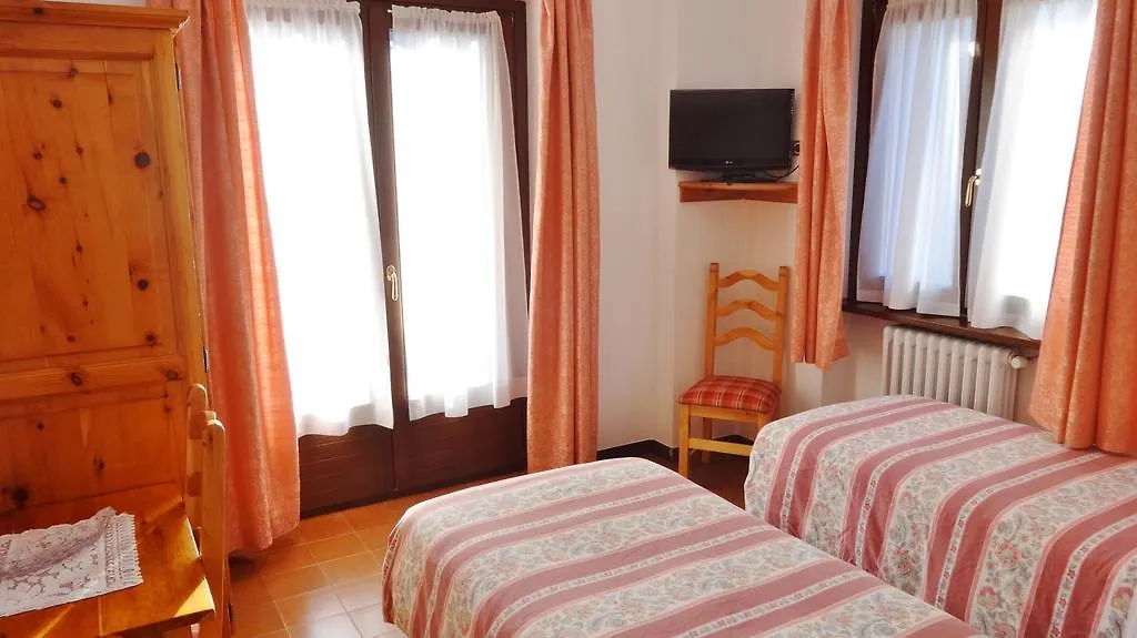 Hotel Piccolo Mondo Bormio 2*,